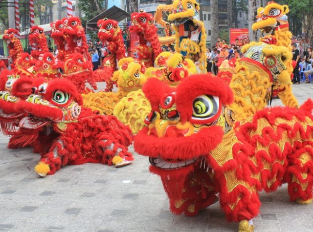 mơ thấy múa lân