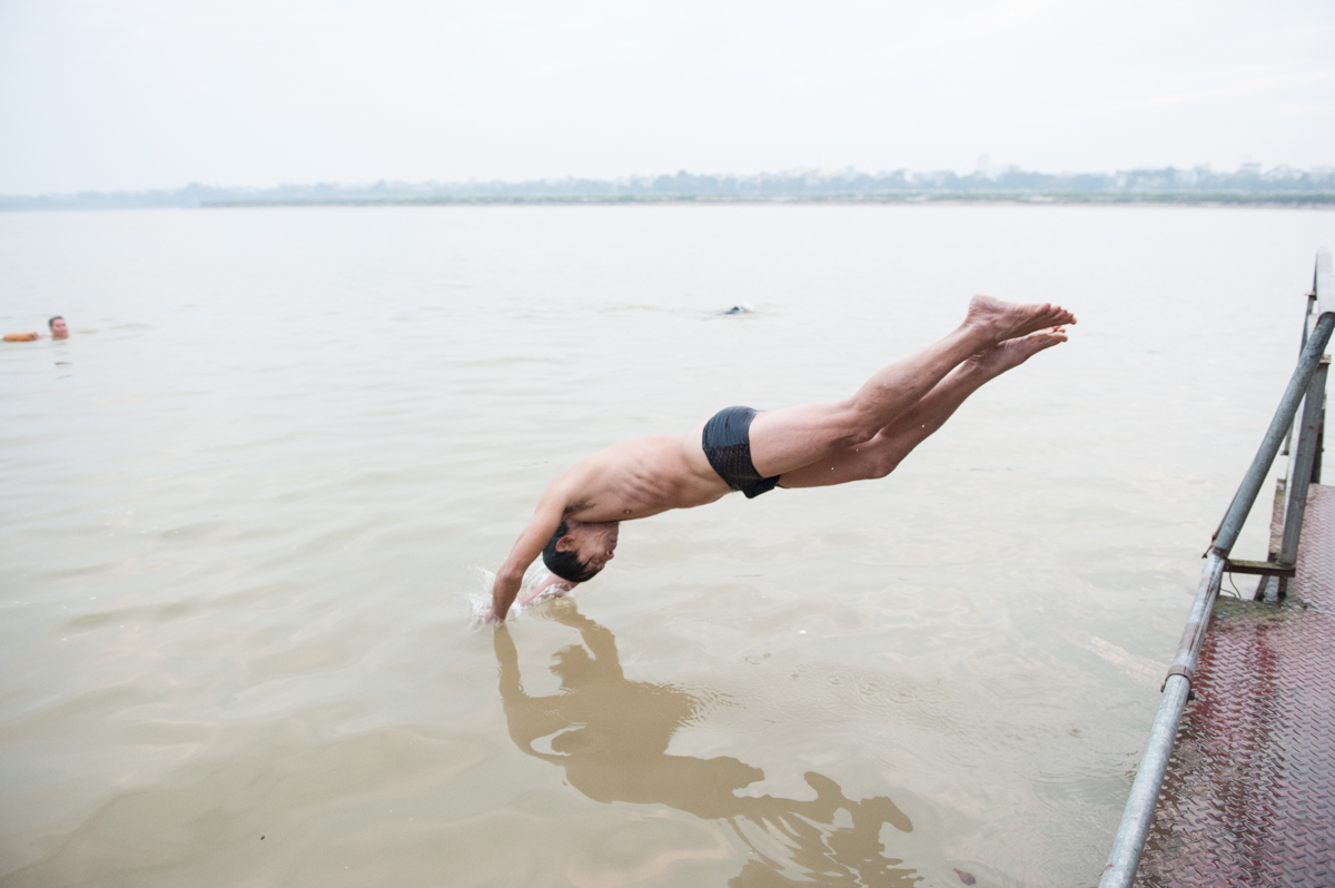 Bơi bị dập mẽ